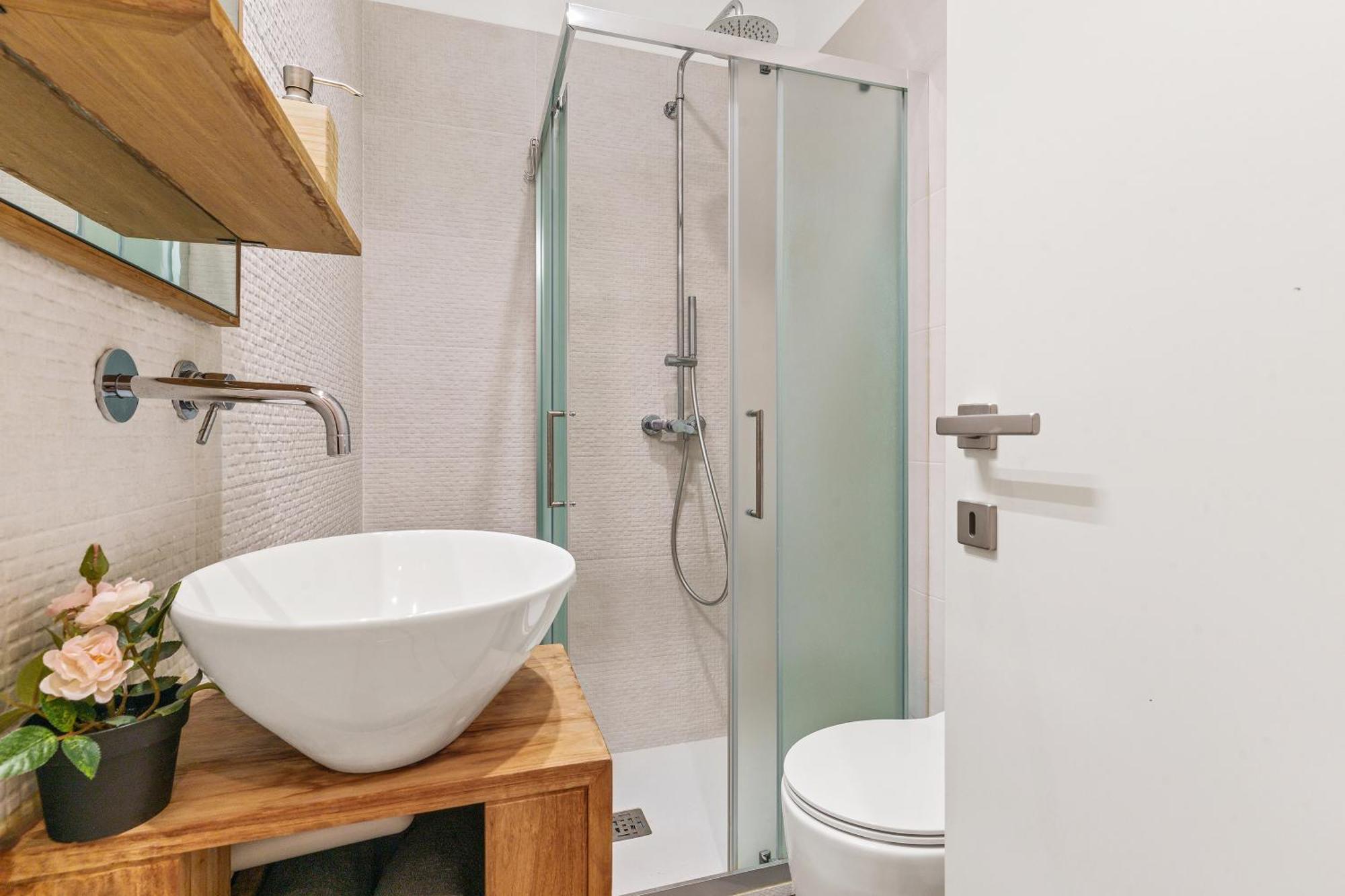 Appartamento Tortona-Navigli Luxury Desing District Wifi E Neflix Milano Esterno foto